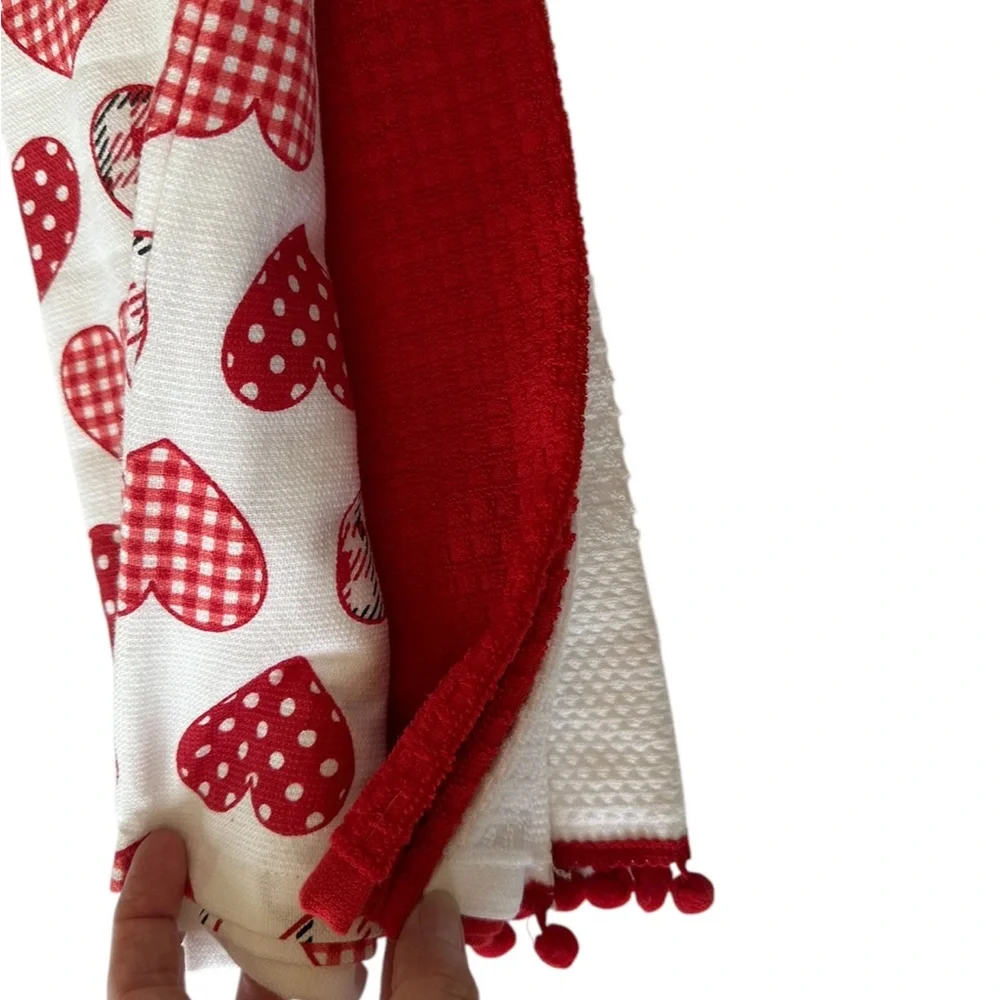 Love Hearts Kitchen Towels Set of 3 NEW WITH TAGS